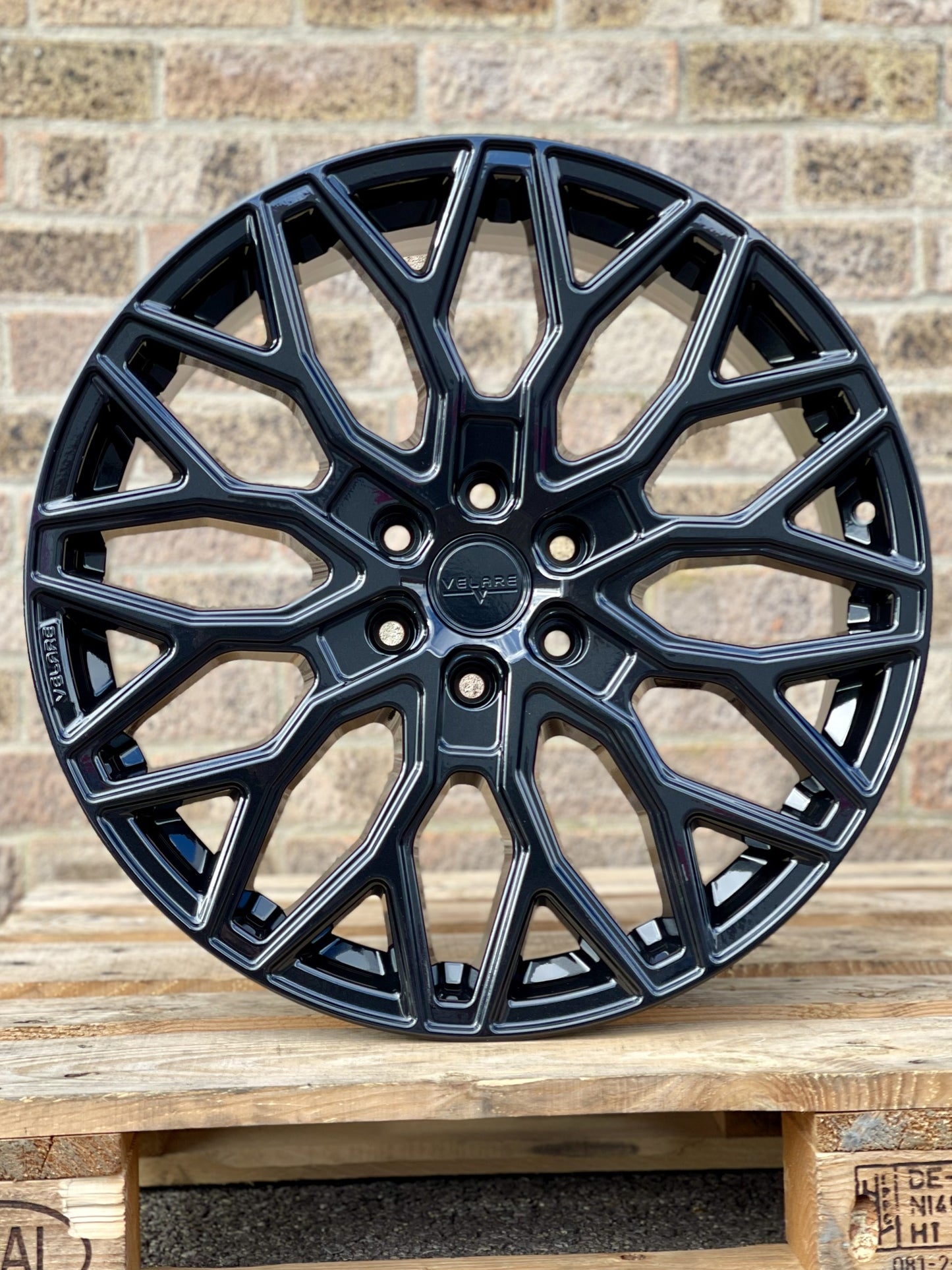 20" Ford Transit Custom Velare VLR 6V Gloss Black Alloy Wheels