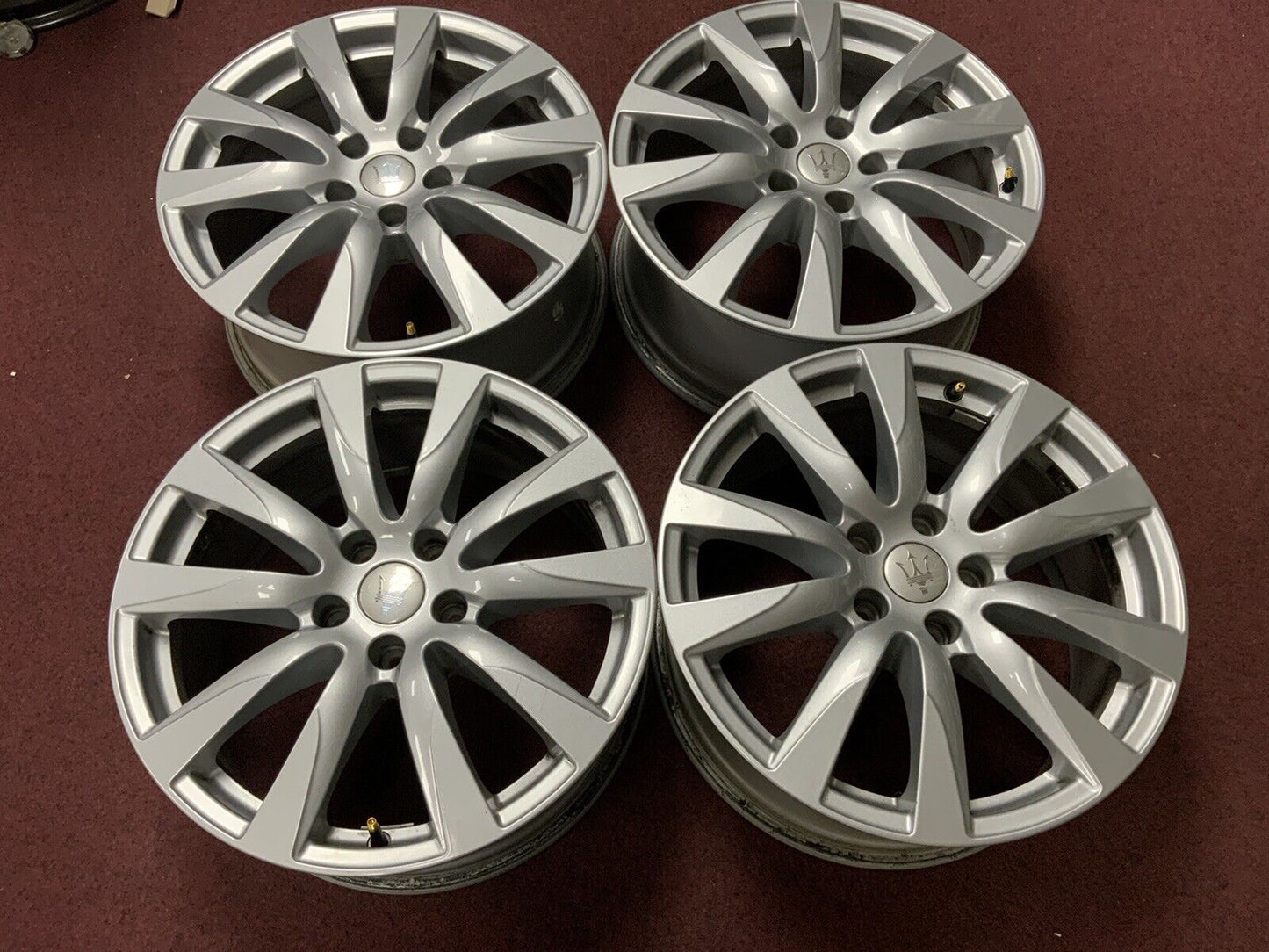 GENUINE MASERATI LEVANTE 18" ALLOY WHEELS