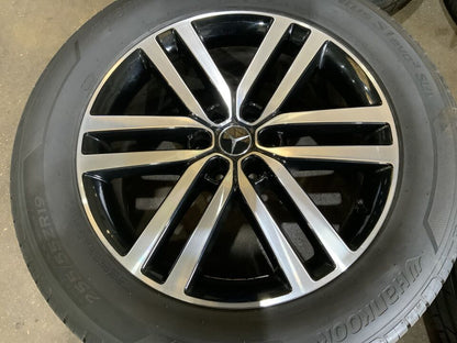 GENUINE MERCEDES X CLASS 19" ALLOY WHEELS & TYRES     WILL ONLY FIT X CLASS