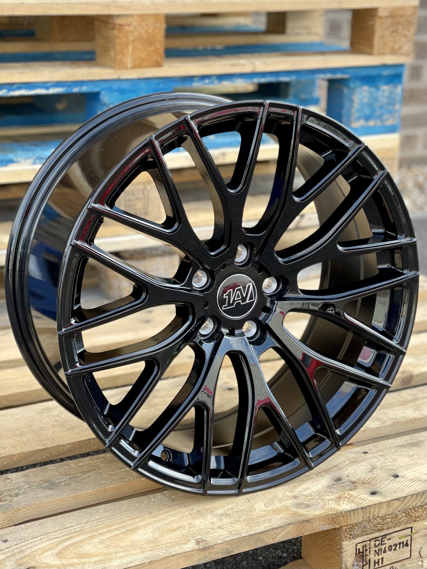 19" Volkswagen Caddy 1AV ZX2 Gloss Black Alloy Wheels