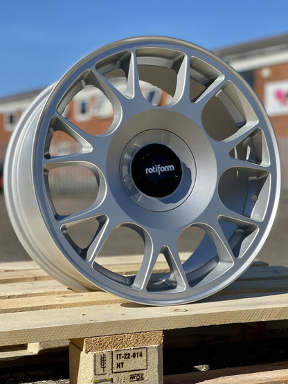 19" Volkswagen Golf Rotiform TUF-R Alloy Wheels