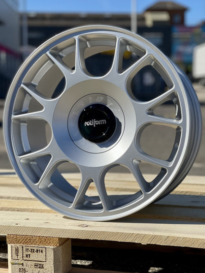 19" Volkswagen Golf Rotiform TUF-R Alloy Wheels