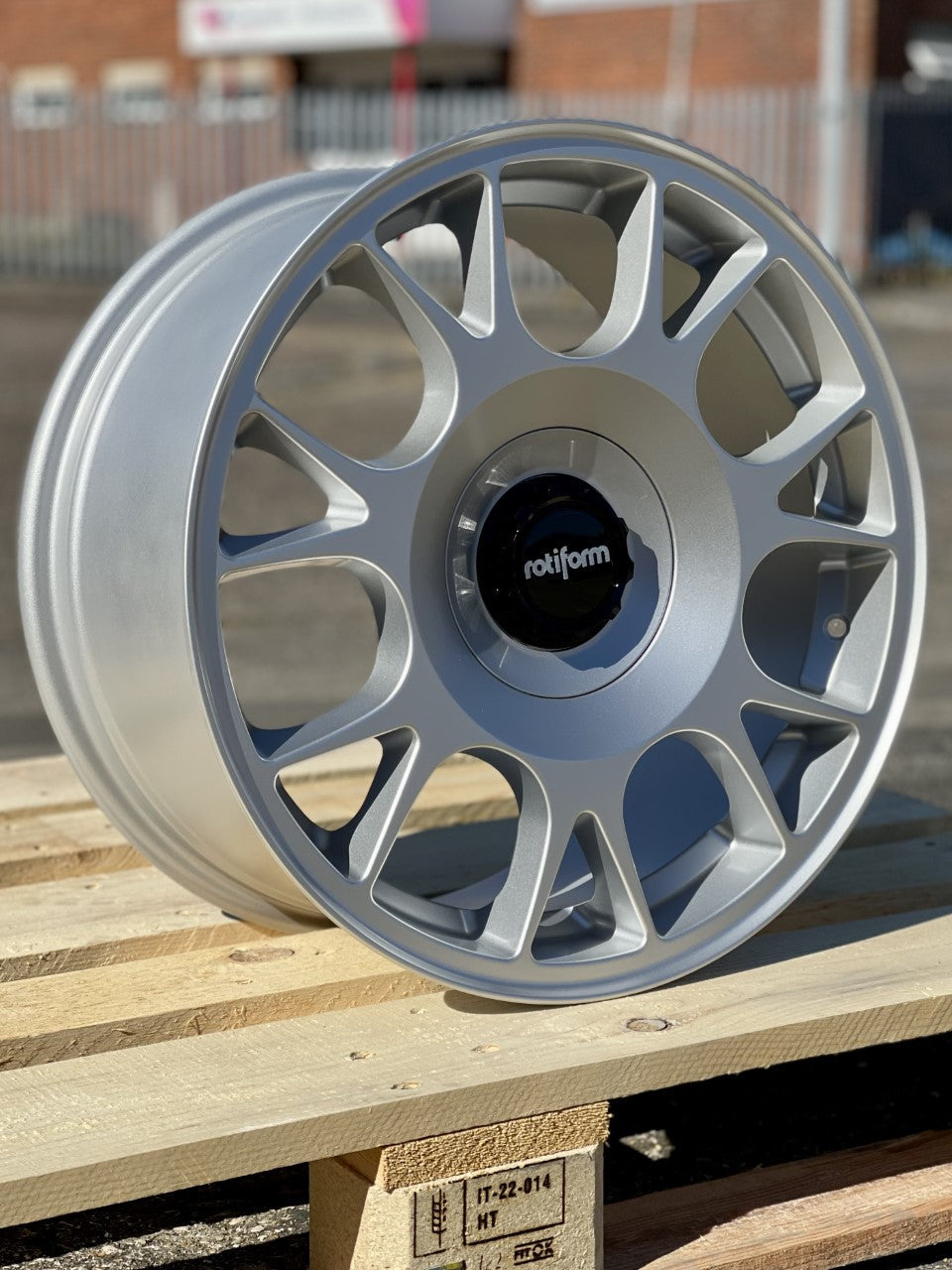 19" Volkswagen Golf Rotiform TUF-R Alloy Wheels