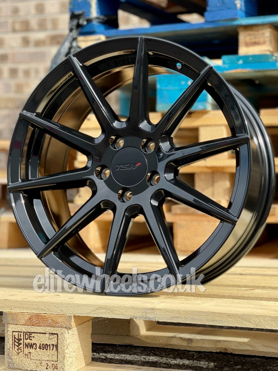 18" Volkswagen Caddy TSW Clypse Gloss Black