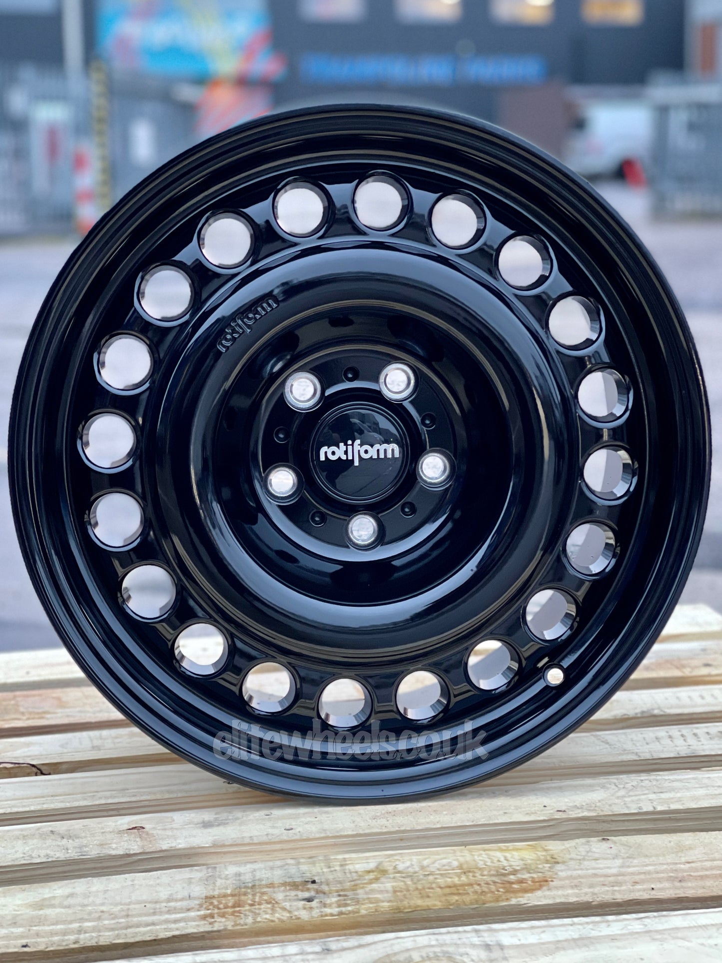 20" Land Rover Defender L663 Rotiform STL