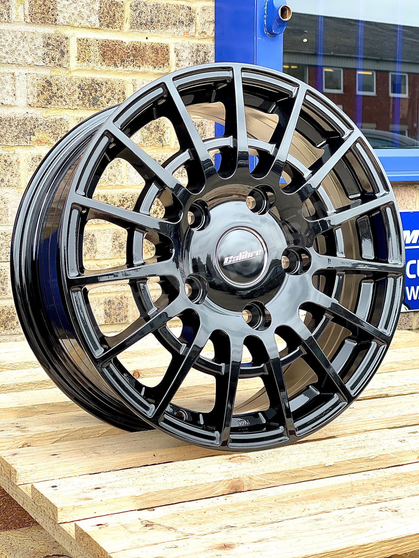 18" Ford Transit Custom Calibre T Sport Gloss Black