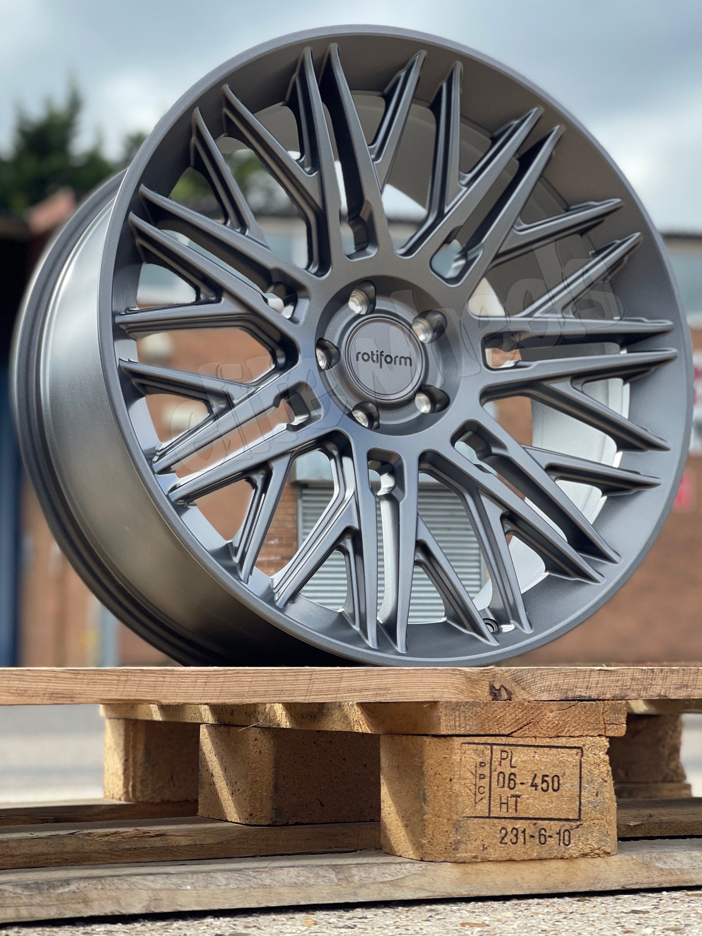 22" Range Rover Rotiform JDR Alloy Wheels