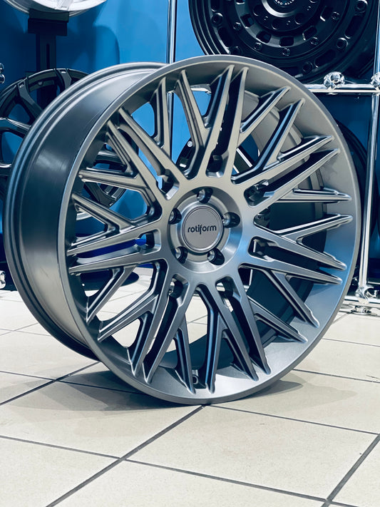 22" Ranger Rover SVR Rotiform JDR Alloy Wheels