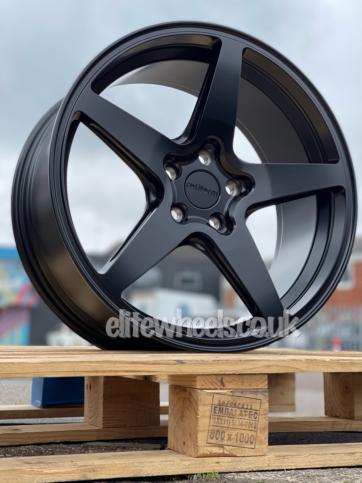 19" Volkswagen Caddy Rotiform WGR Matt Black