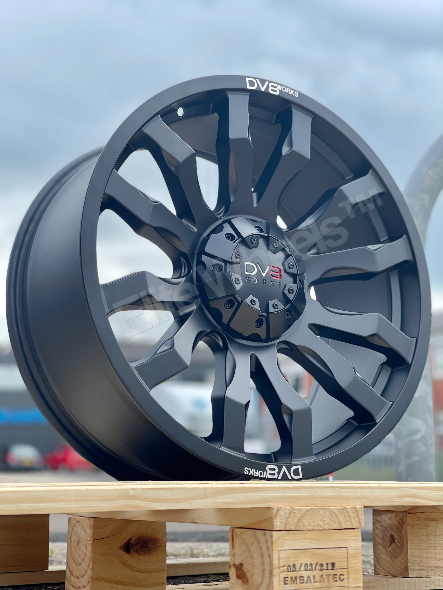 20" Toyota Hilux DV8 Edge