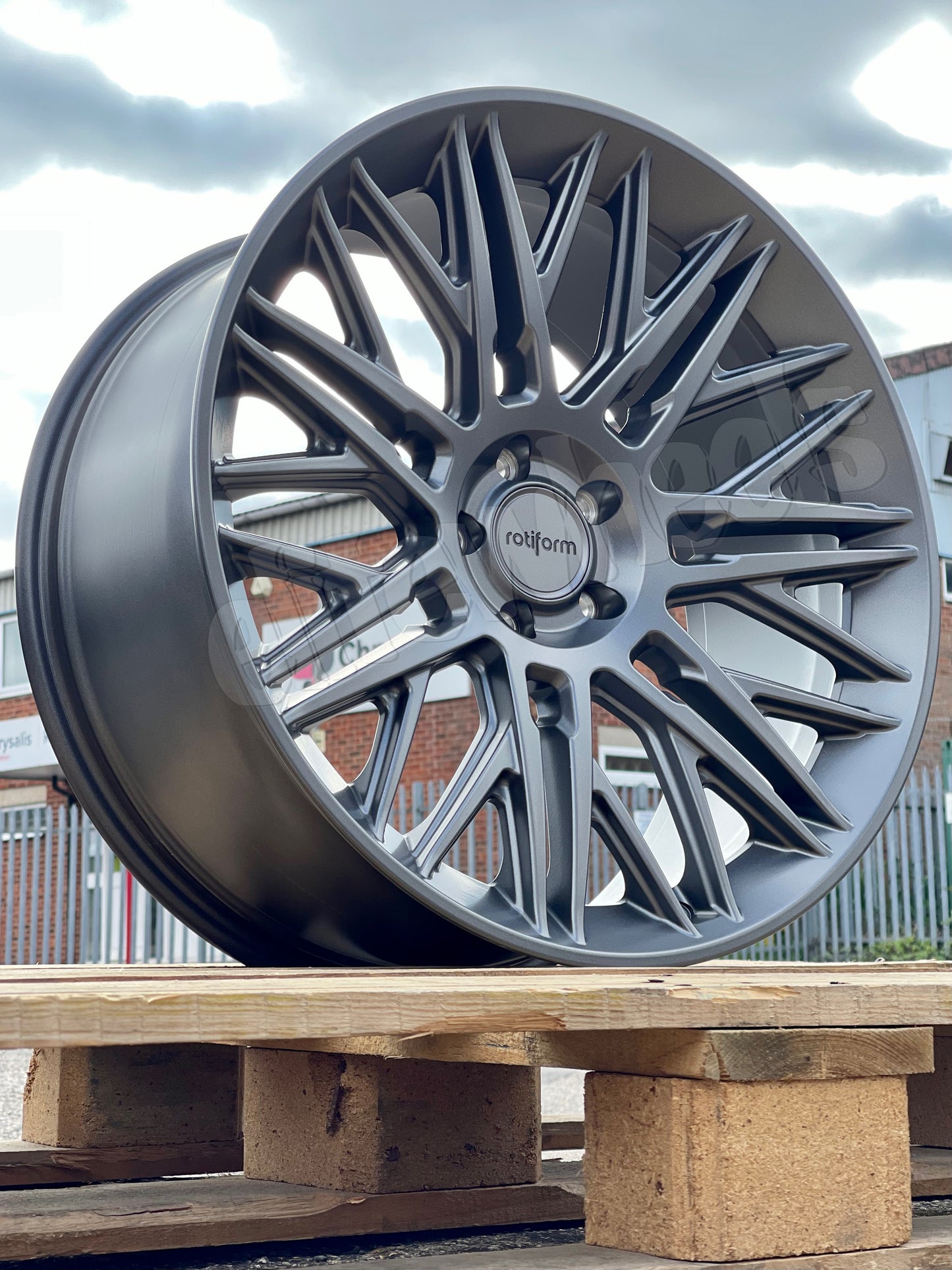 22" Range Rover Rotiform JDR Alloy Wheels