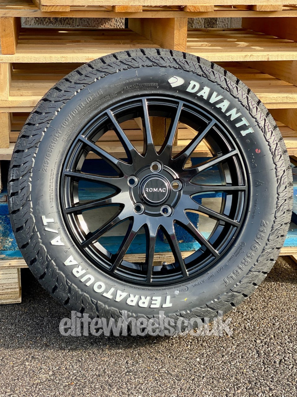 Ford Transit Connect 16"  Romac Pulse Alloy Wheels and All Terrain Tyres