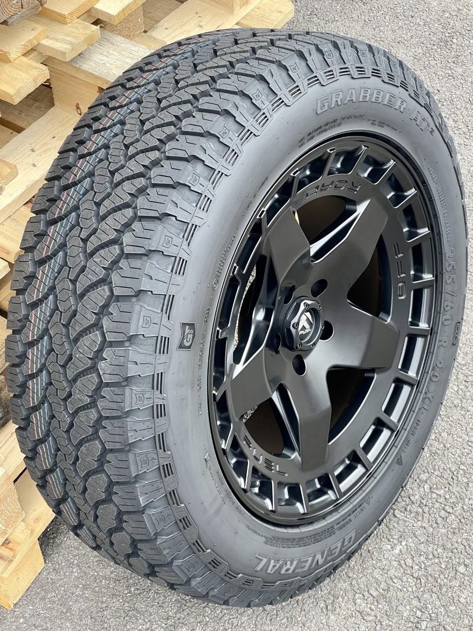 20" Land Rover Defender L663 Fuel Warp Alloy x5 Wheels and x5 Tyres